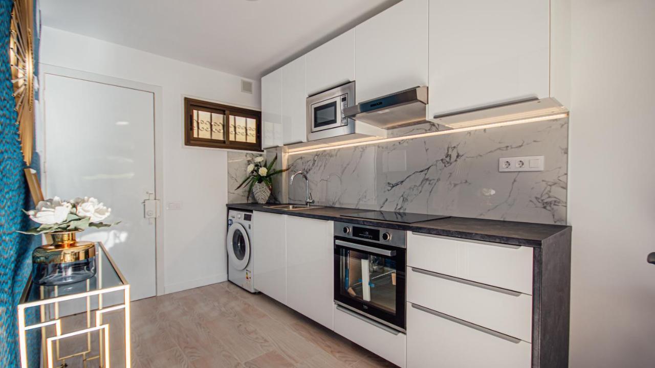 Don Quijote Apartment San Bartolome Bagian luar foto